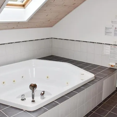 Cozy In Vaeggerlose With Wifi Holiday home